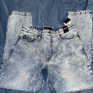 NWT Abercrombie & Fitch high rise Simone slim Acid Wash Jeans